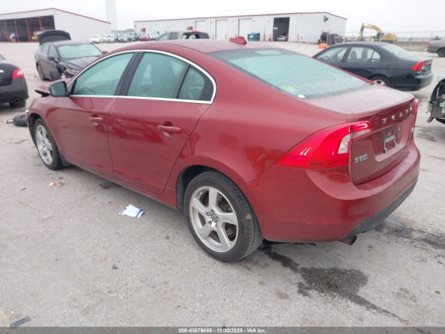 2012 VOLVO S60 YV1622FS8C2104425 Photo 2