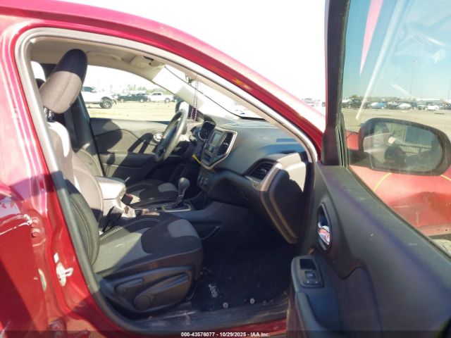 2015 JEEP CHEROKEE 1C4PJLAB9FW721744 Photo 4