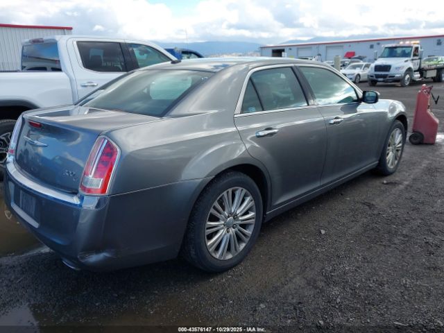 2011 CHRYSLER 300C 2C3CK6CTXBH611883 Photo 3