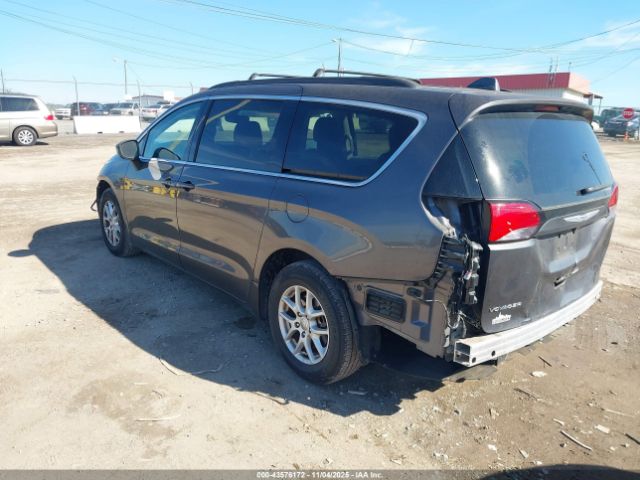 2020 CHRYSLER VOYAGER 2C4RC1DG8LR176428 Photo 2