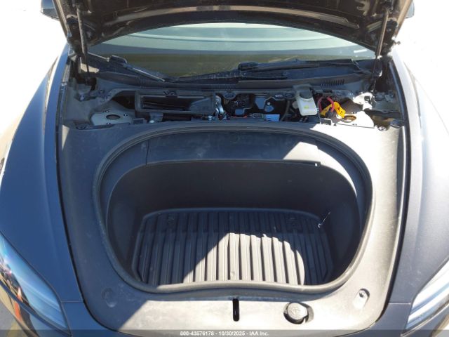 2024 TESLA MODEL 3 5YJ3E1EB0RF815909 Photo 9