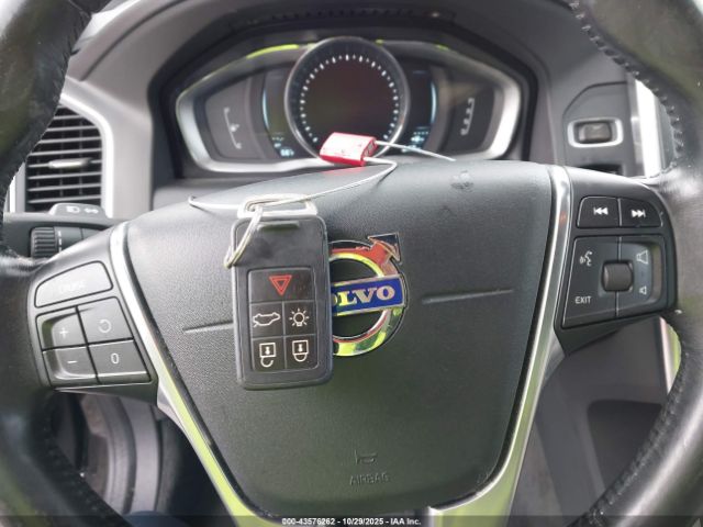 2015 VOLVO XC60 YV440MDK5F2671615 Photo 10