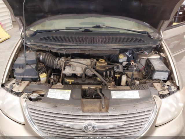 2002 CHRYSLER TOWN & COUNTRY 2C8GP64L72R528109 Photo 9