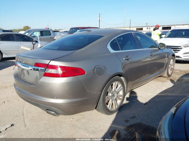 2010 JAGUAR XF SAJWA0FA1AHR53747 Photo 3