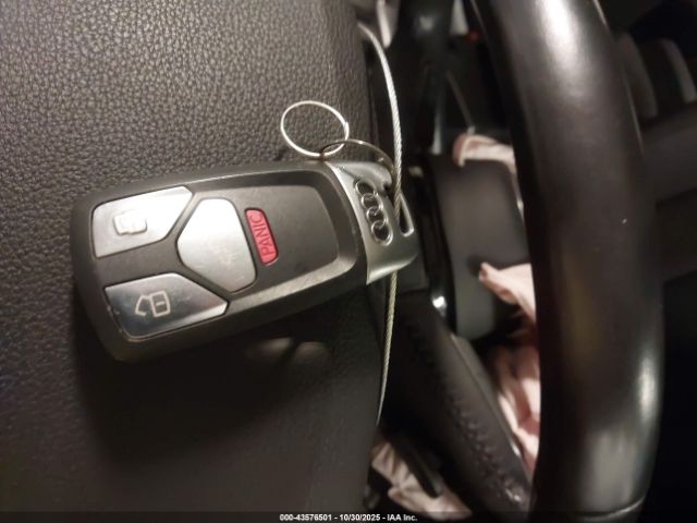 2017 AUDI A4 WAUDNAF4XHN046028 Photo 10