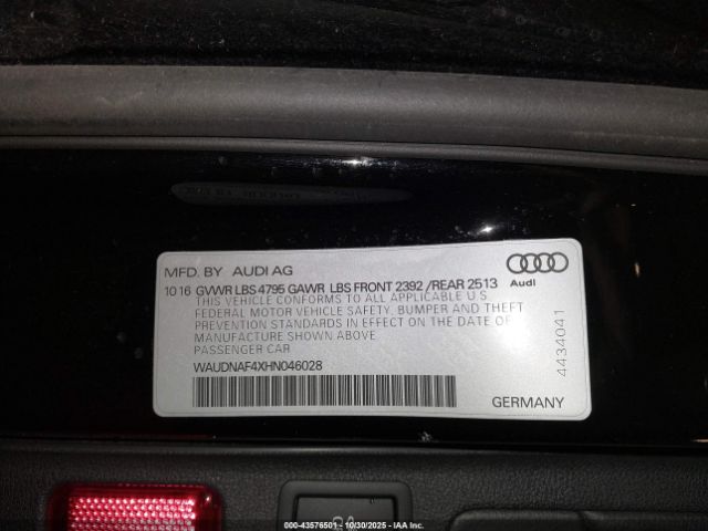 2017 AUDI A4 WAUDNAF4XHN046028 Photo 8