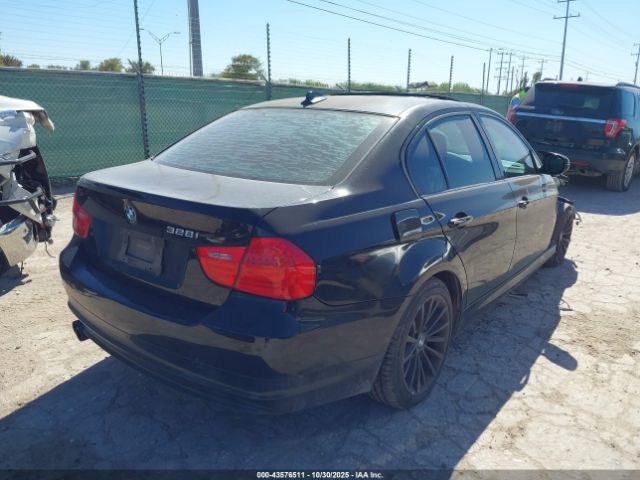 2011 BMW 328I WBAPK7G58BNN77557 Photo 3
