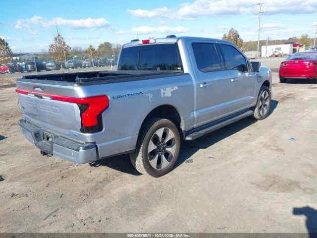 2022 FORD F-150 LIGHTNING 1FT6W1EV1NWG01652 Photo 3