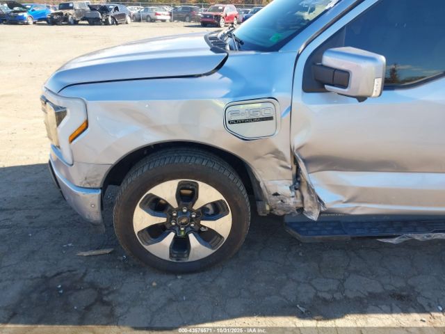 2022 FORD F-150 LIGHTNING 1FT6W1EV1NWG01652 Photo 5