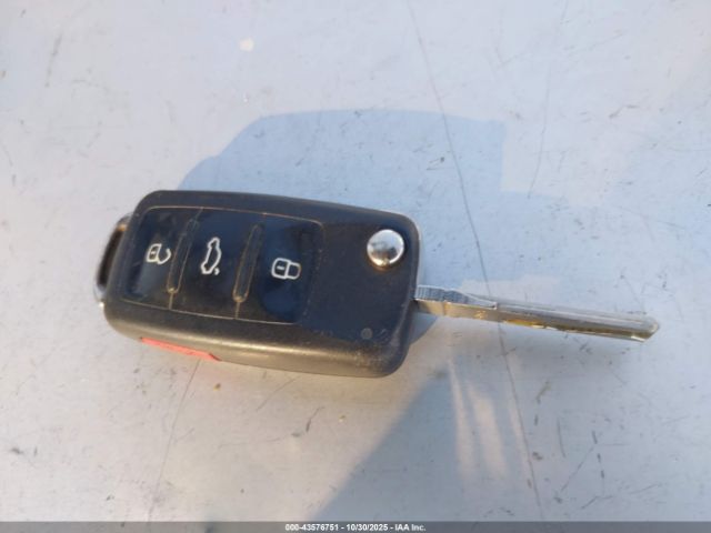 2019 VOLKSWAGEN BEETLE 3VW5DAAT2KM505625 Photo 10