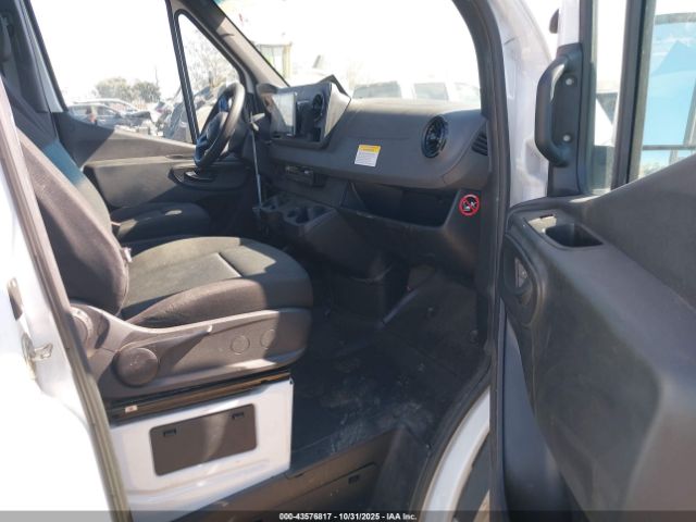 2021 MERCEDES-BENZ SPRINTER 2500 W1Y4ECHY1MT059413 Photo 4