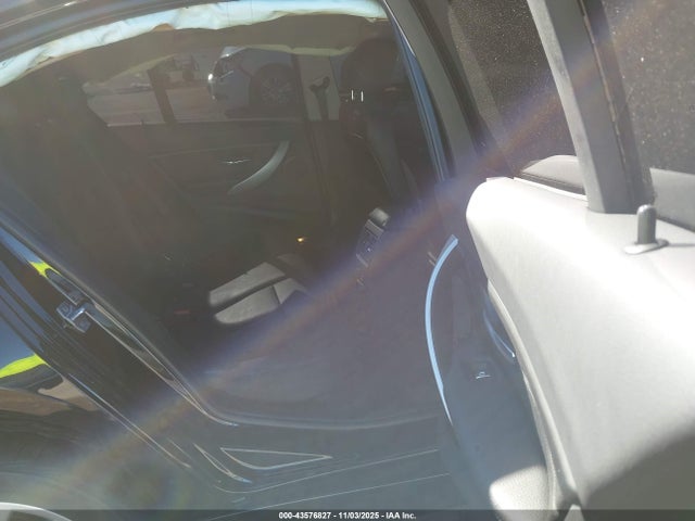 Aukcja sprzedaży 2017 Bmw 320i Xdrive, vin: WBA8E5G32HNU43036, numer aukcji: 43576827