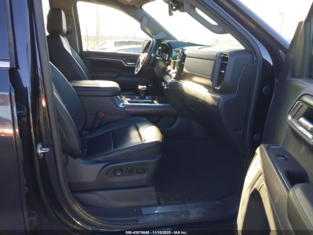 2023 GMC SIERRA 1500 1GTUUDED0PZ125725 Photo 4