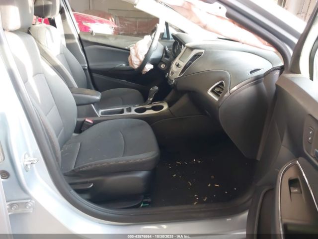 2017 CHEVROLET CRUZE 1G1BC5SMXH7243159 Photo 4