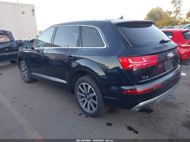 2017 AUDI Q7 WA1VAAF74HD020280 Photo 2