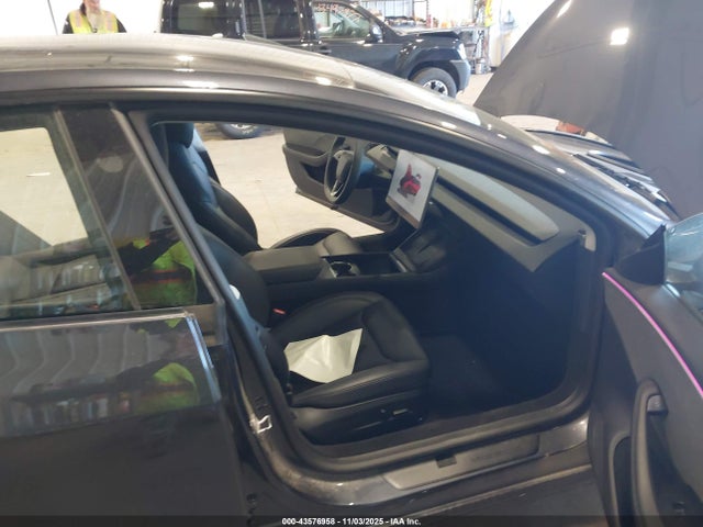 2024 TESLA MODEL 3 5YJ3E1EA8RF864878 Photo 4