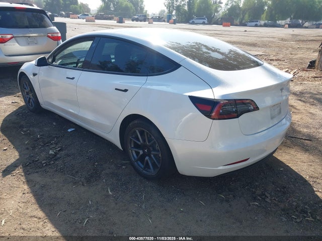 2023 TESLA MODEL 3 5YJ3E1EA8PF590093 Photo 2