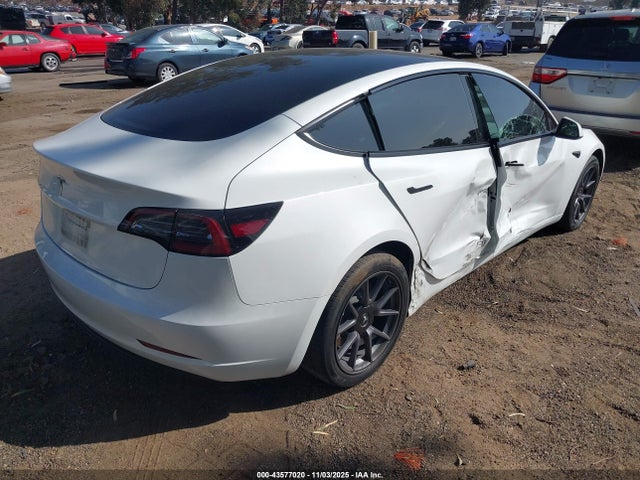 2023 TESLA MODEL 3 5YJ3E1EA8PF590093 Photo 3