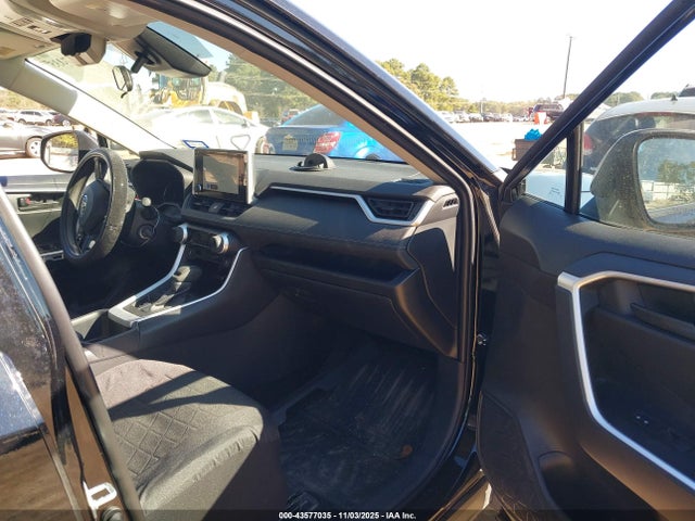 Toyota RAV4 LE 2025 2T3H1RFV7SC314185 Image 5