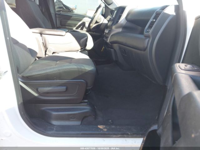 2022 RAM 1500 1C6RRFCG2NN259924 Photo 4
