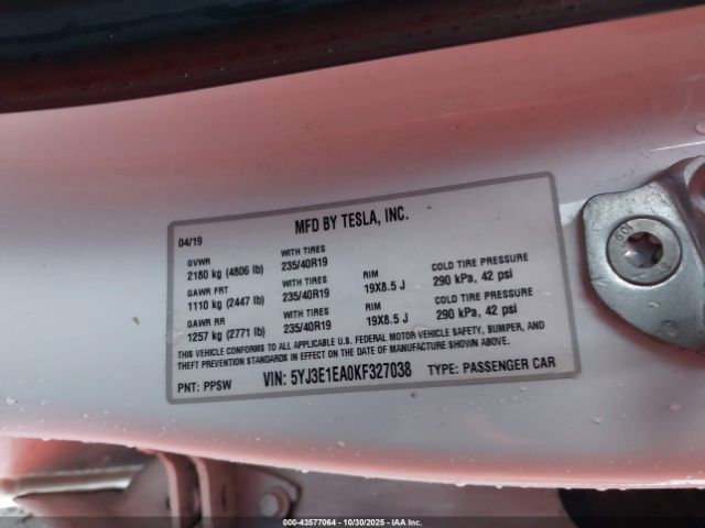 2019 TESLA MODEL 3 5YJ3E1EA0KF327038 Photo 8