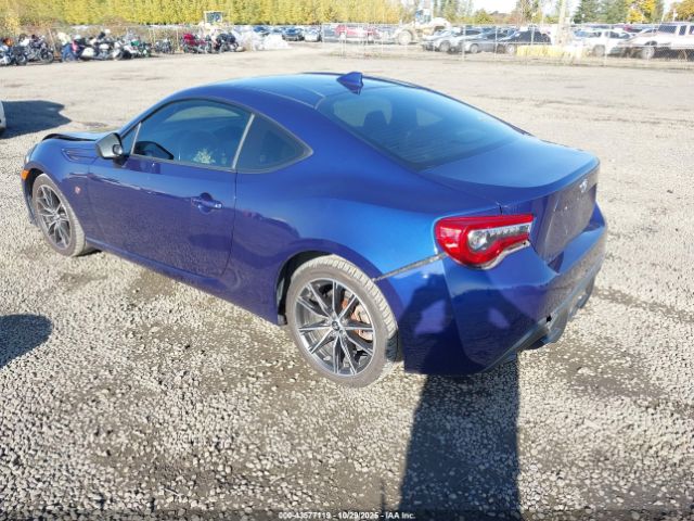 2017 TOYOTA 86 JF1ZNAA11H8704443 Photo 2