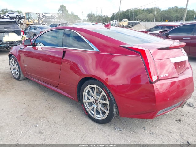 2012 CADILLAC CTS-V 1G6DV1EP1C0157736 Photo 2