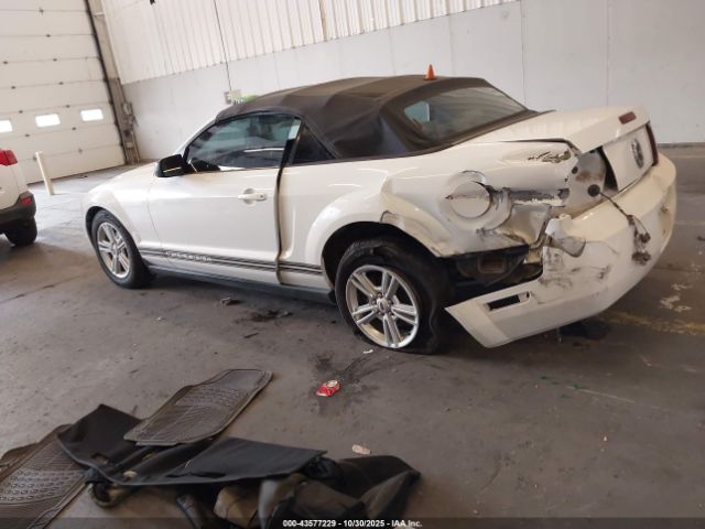 2008 FORD MUSTANG 1ZVHT84N585178948 Photo 2