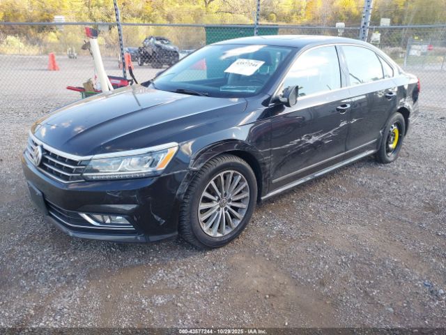 2017 VOLKSWAGEN PASSAT 1VWBT7A38HC010462 Photo 1