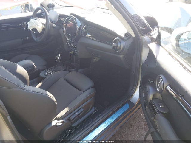 2024 MINI SE HARDTOP WMW13DJ0XR2V36051 Photo 4