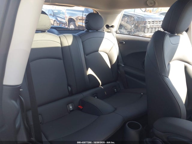 2024 MINI SE HARDTOP WMW13DJ0XR2V36051 Photo 7