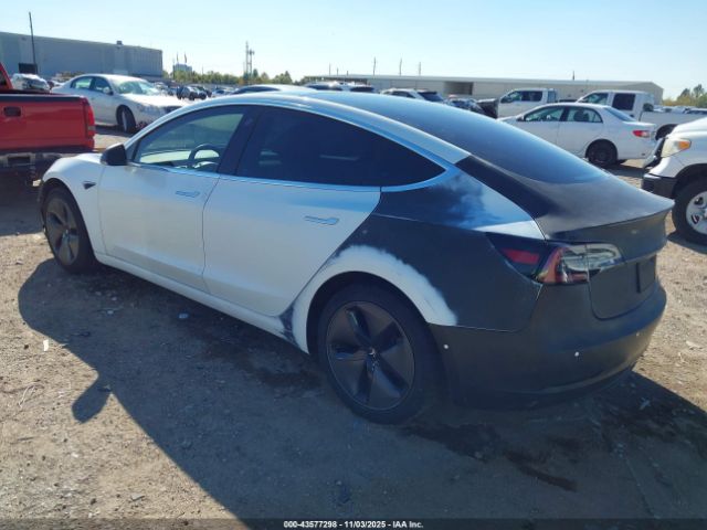 2020 TESLA MODEL 3 5YJ3E1EA4LF613671 Photo 2