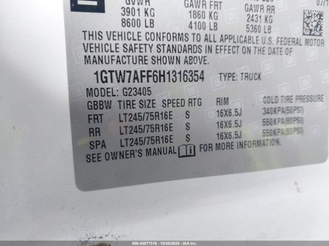 2017 GMC SAVANA 2500 1GTW7AFF6H1316354 Photo 8