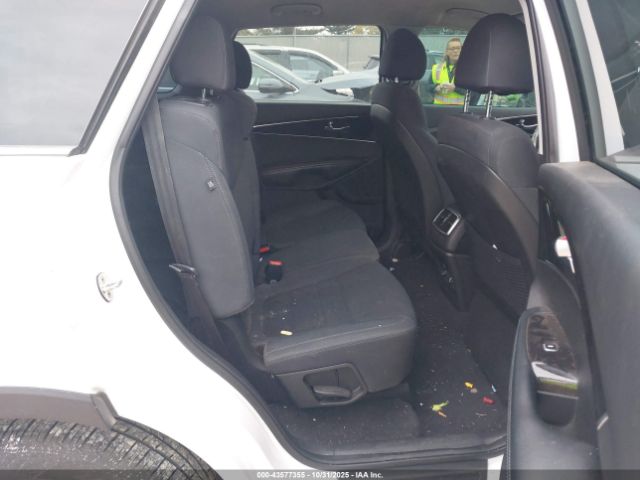 2018 KIA SORENTO 5XYPG4A31JG413597 Photo 7
