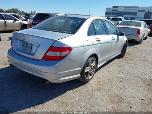 2010 MERCEDES-BENZ C 300 WDDGF5EB5AR121680 Photo 3