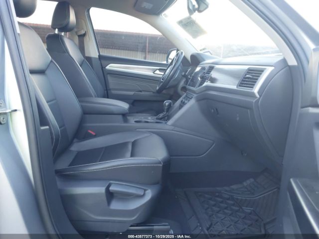 2021 VOLKSWAGEN ATLAS 1V2WR2CA1MC549953 Photo 4