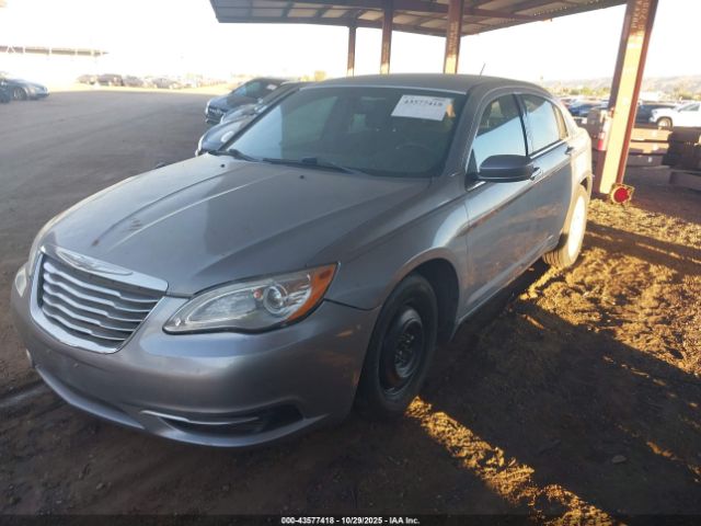 2014 CHRYSLER 200 1C3CCBBB2EN185102 Photo 1