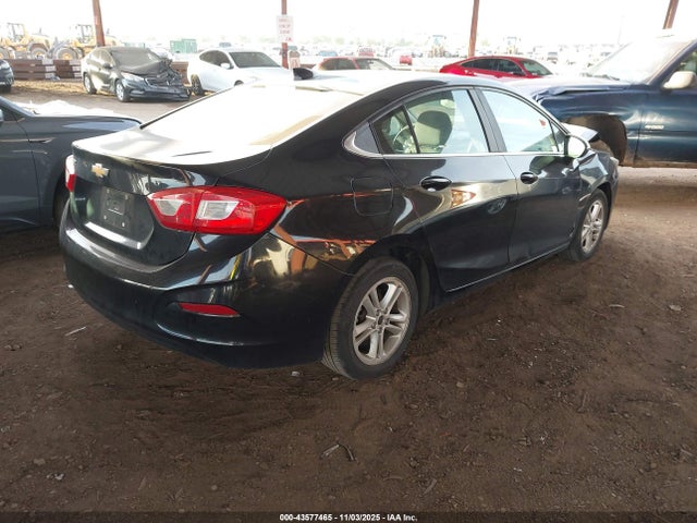 1G1BE5SM4H7101853 Chevrolet Cruze Lt Auto
