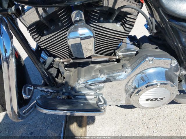 2013 HARLEY-DAVIDSON FLHX 1HD1KBM13DB639995 Photo 8