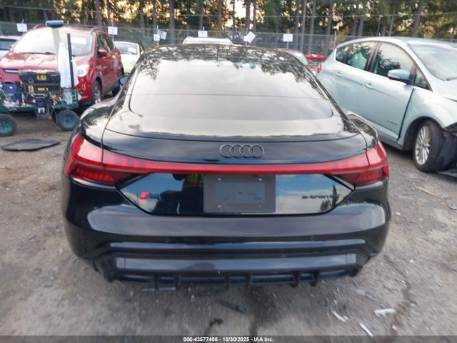 Audi Rs E-tron Gt Quattro 2022 WAUAHBFW0N7900817 Image 17