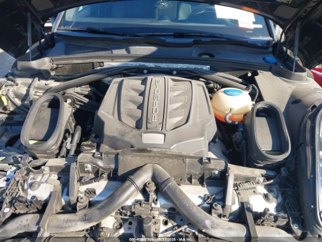 2016 PORSCHE MACAN WP1AB2A53GLB42001 Photo 9