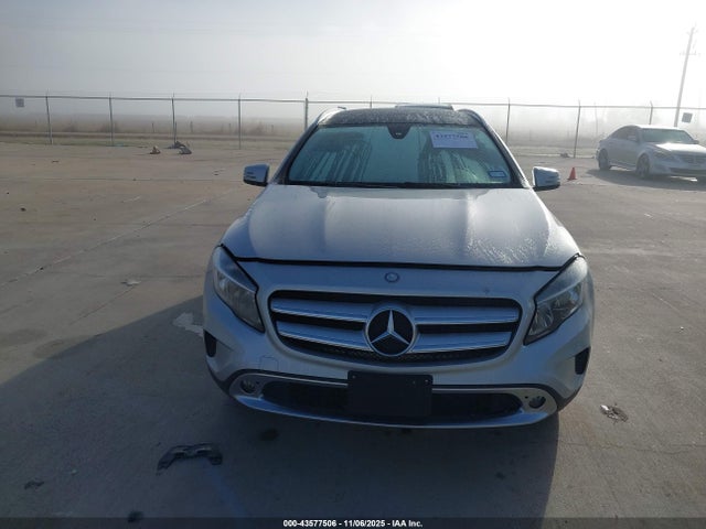Mercedes-Benz GLA 250 2016 WDCTG4EB8GJ230331 Image 12