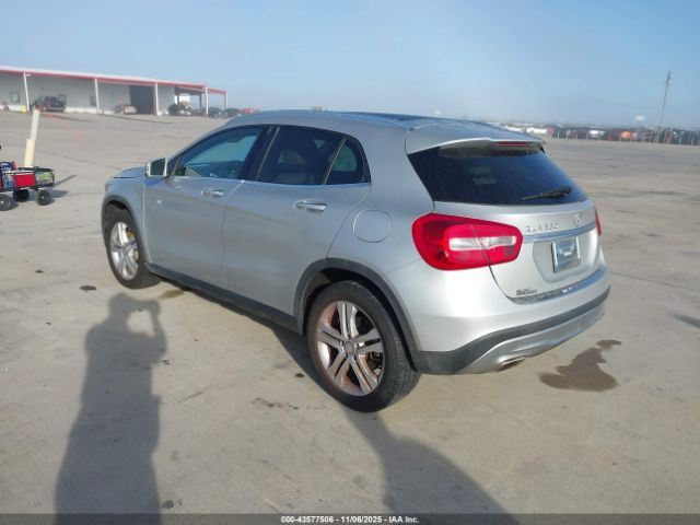 2016 MERCEDES-BENZ GLA 250 WDCTG4EB8GJ230331 Photo 2