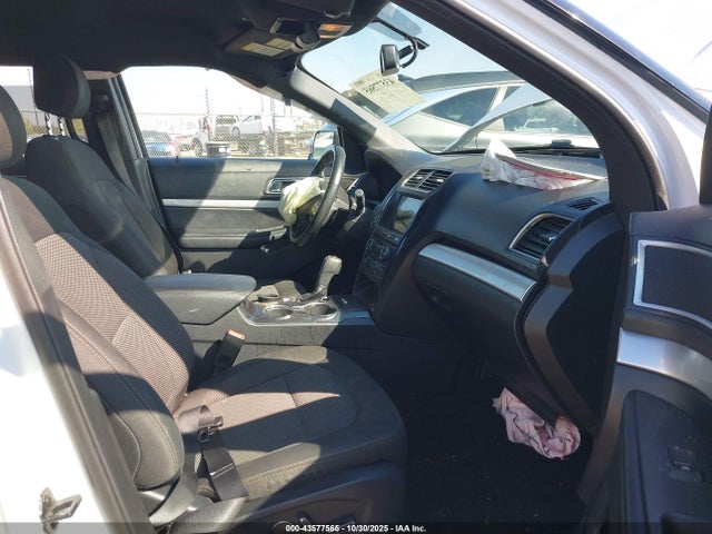 1FM5K7D87HGD03865 Ford EXPLORER XLT