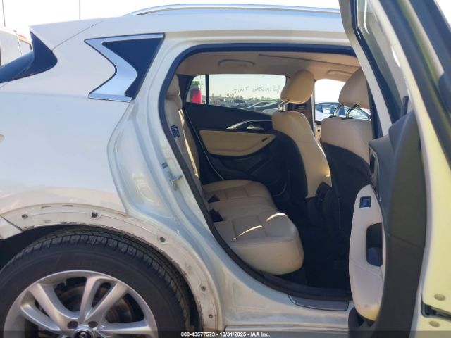 2017 INFINITI QX30 SJKCH5CP9HA028636 Photo 7