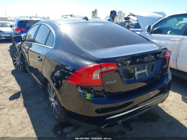 2017 VOLVO S60 INSCRIPTION LYV402HK6HB149465 Photo 2