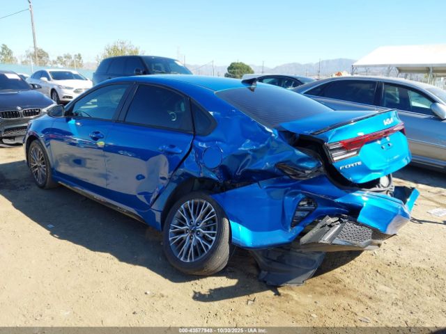 2022 KIA FORTE 3KPF54ADXNE486223 Photo 2