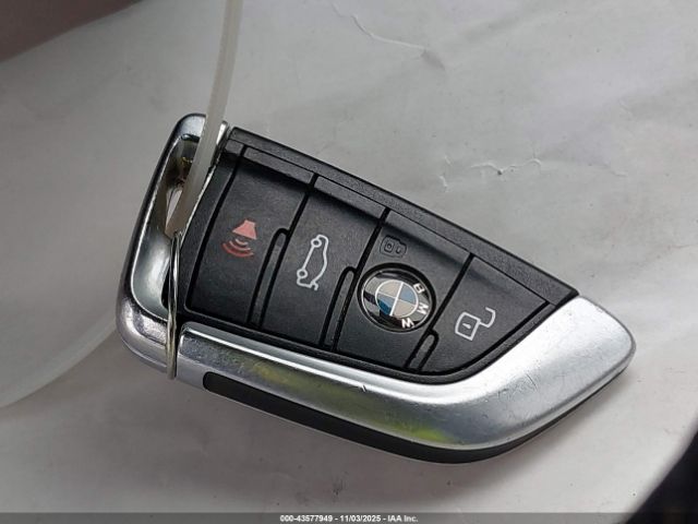 2019 BMW 330I WBA5R1C58KAK09327 Photo 10