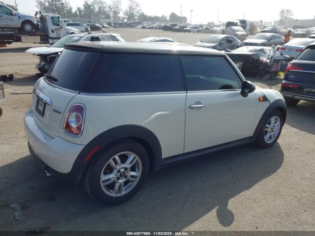 2012 MINI COOPER WMWSU3C51CT257108 Photo 3