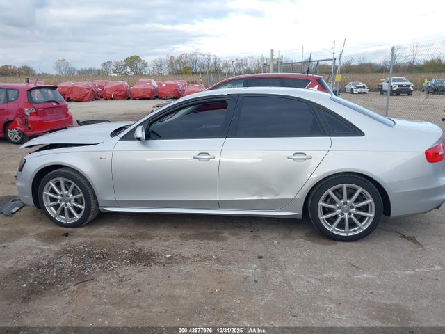 43577976 :رقم المزاد ، WAUFFAFLXEN031389 vin ، 2014 Audi A4 2.0t Premium مزاد بيع